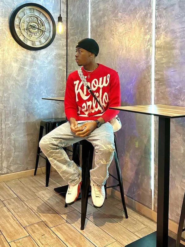 Letter Print Knitted Sweater -1414